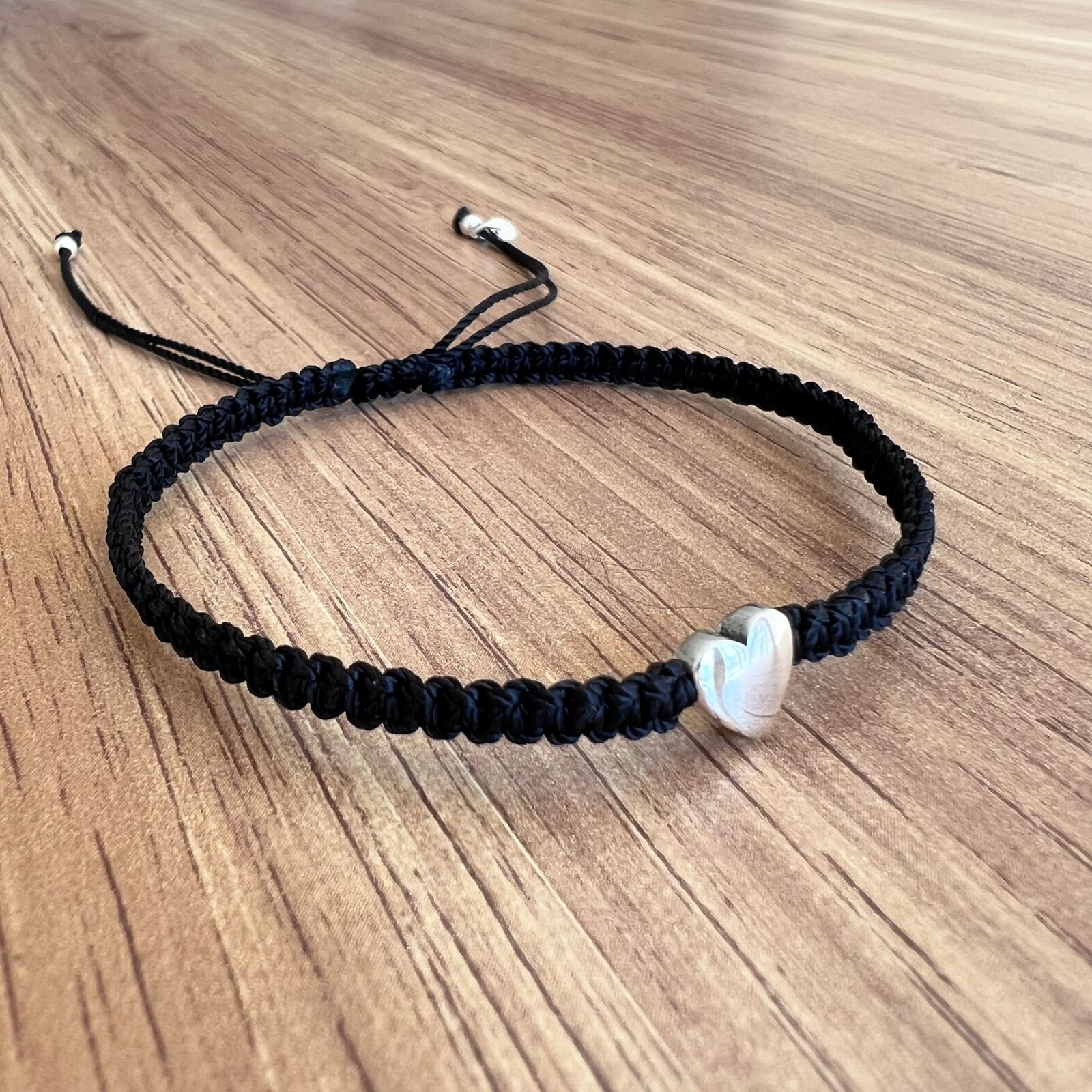 Pulsera Tejida Hilo Negro Corazón De Plata .925 Agálea - Image 3